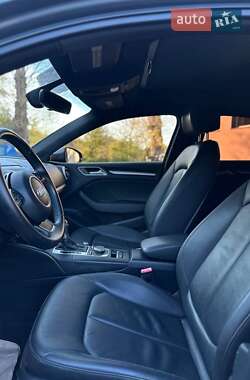 Седан Audi A3 2016 в 