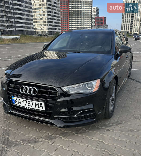 Седан Audi A3 2015 в Киеве