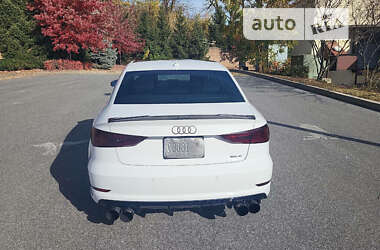 Седан Audi A3 2016 в 