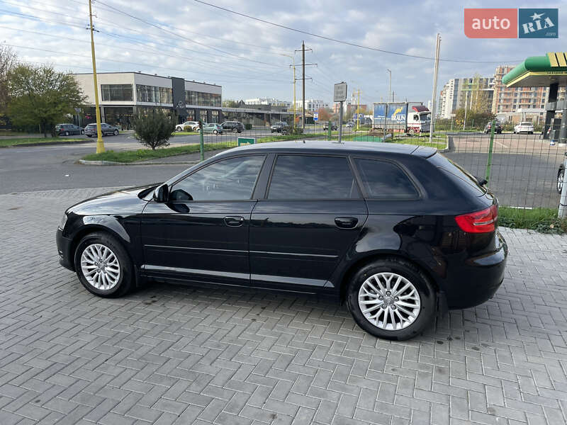 Хэтчбек Audi A3 2009 в Ужгороде