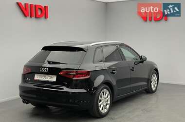 Хэтчбек Audi A3 2016 в Киеве