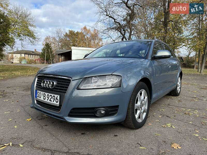 Хэтчбек Audi A3 2009 в Лебедине