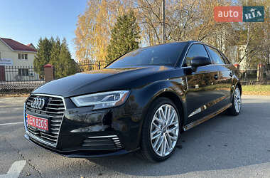 Хетчбек Audi A3 2018 в Києві