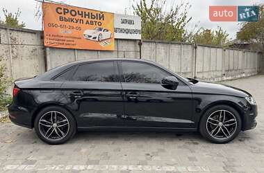 Седан Audi A3 2016 в Дніпрі