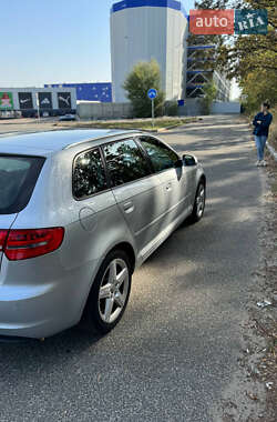 Хэтчбек Audi A3 2010 в Киеве