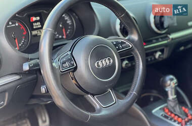 Седан Audi A3 2015 в 