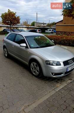 Хэтчбек Audi A3 2003 в Надворной