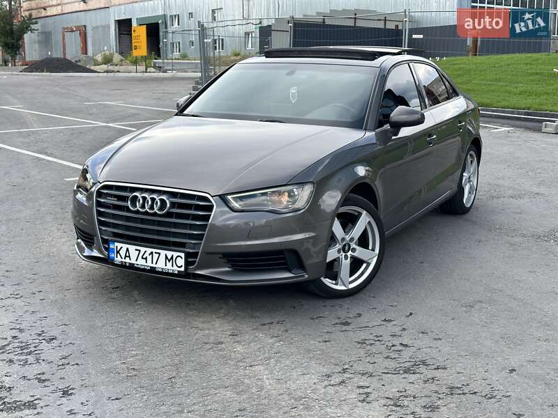 Седан Audi A3 2015 в 