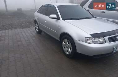 Хэтчбек Audi A3 2002 в Хотине