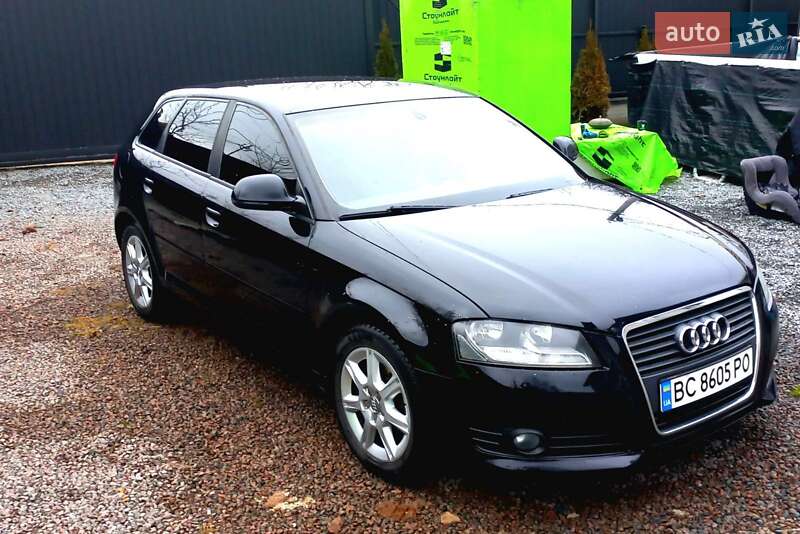 Хэтчбек Audi A3 2009 в 
