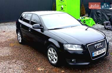 Хэтчбек Audi A3 2009 в 