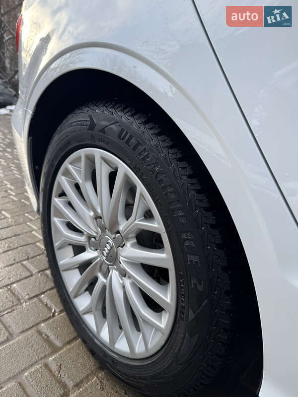 Седан Audi A3 2016 в Івано-Франківську