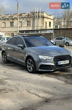 Седан Audi A3 2017 в Запоріжжі