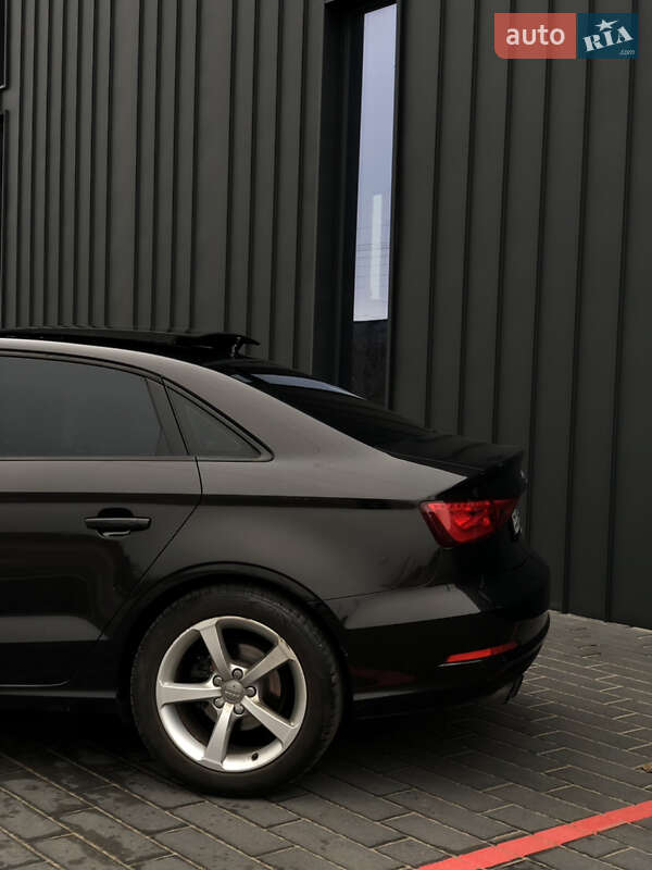 Седан Audi A3 2014 в Николаеве
