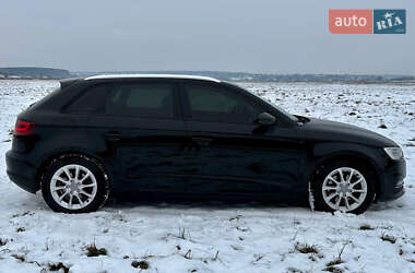 Хетчбек Audi A3 2016 в Білогородці