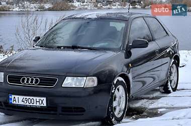 Хетчбек Audi A3 1998 в Богуславі