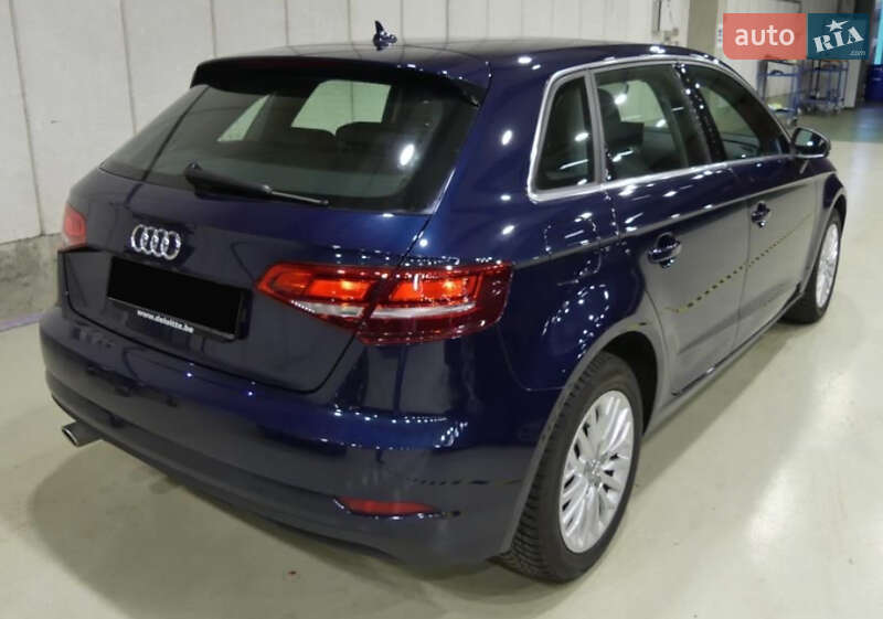 Седан Audi A3 2017 в Судовой Вишне