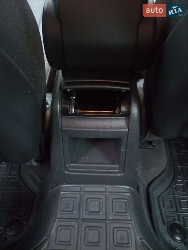 Хэтчбек Audi A3 2006 в Луцке фото 33 Хэтчбек Audi A3 2006 в Луцке