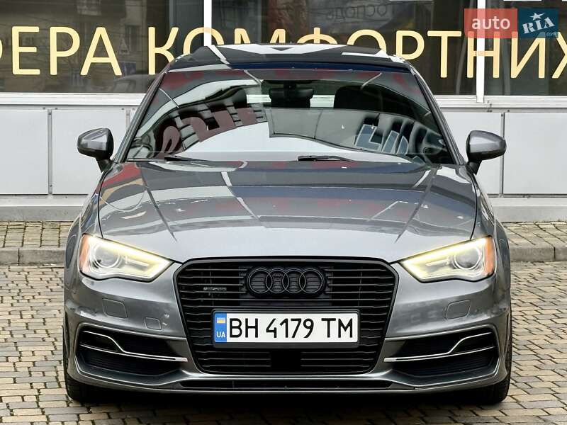 Хэтчбек Audi A3 2016 в Одессе