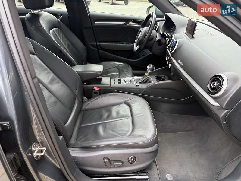 Хэтчбек Audi A3 2016 в Одессе