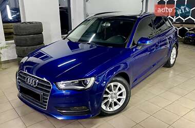 Хэтчбек Audi A3 2016 в Мукачево