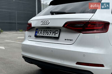 Хэтчбек Audi A3 2015 в 