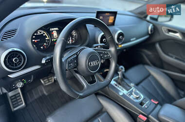 Хэтчбек Audi A3 2017 в 