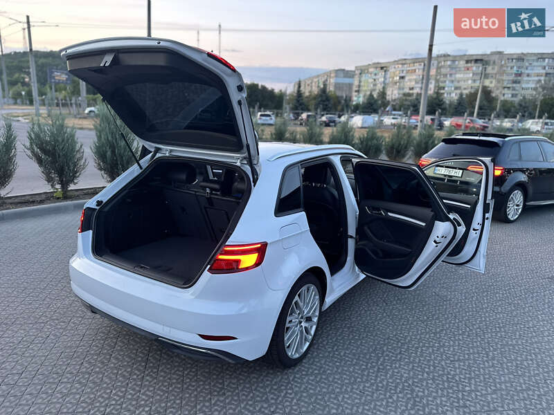 Хетчбек Audi A3 2017 в Полтаві фото 61 Хетчбек Audi A3 2017 в Полтаві
