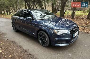 Седан Audi A3 2017 в Днепре