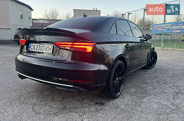Седан Audi A3 2018 в 