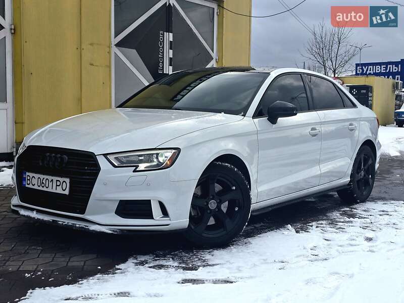 Седан Audi A3 2018 в Львові