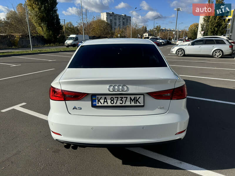 Седан Audi A3 2016 в Києві