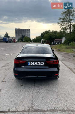 Седан Audi A3 2014 в Львові