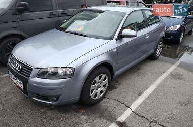 Хэтчбек Audi A3 2004 в Киеве