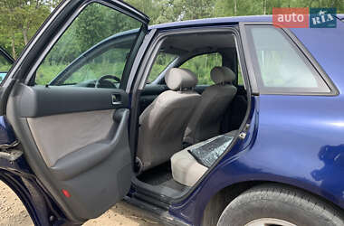 Хэтчбек Audi A3 1999 в 