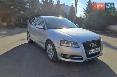 Хетчбек Audi A3 2011 в 