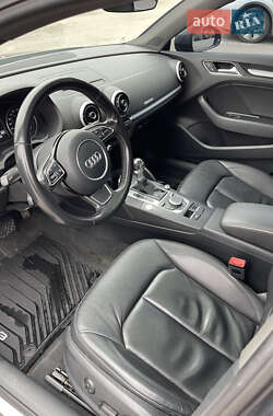 Седан Audi A3 2016 в 