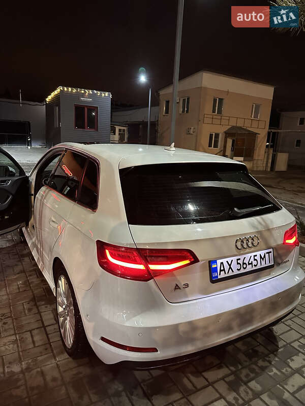 Хетчбек Audi A3 2015 в Києві