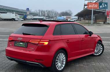 Хетчбек Audi A3 2016 в Києві