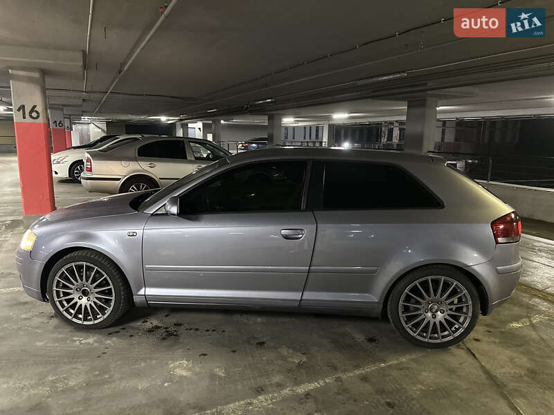 Хетчбек Audi A3 2003 в Львові