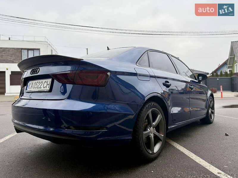 Седан Audi A3 2014 в Киеве