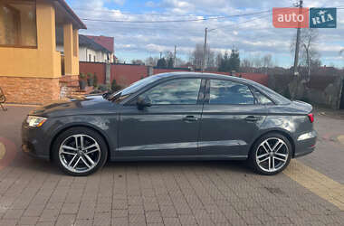 Седан Audi A3 2019 в 