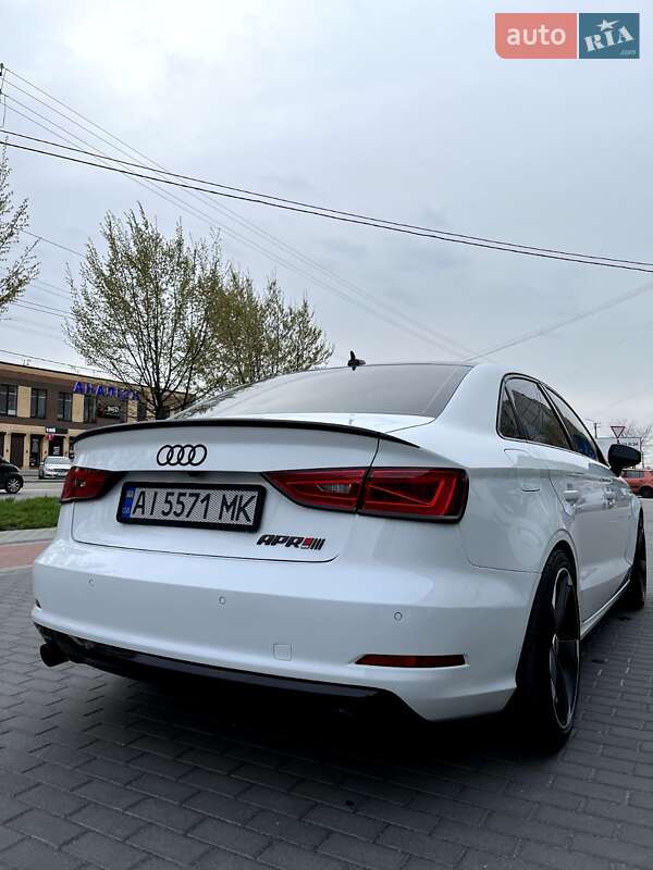 Седан Audi A3 2015 в Білій Церкві