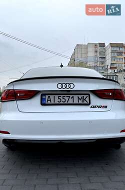 Седан Audi A3 2015 в 