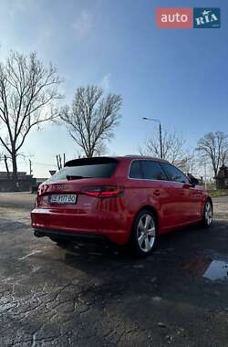 Хэтчбек Audi A3 2015 в 