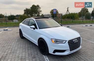 Седан Audi A3 2015 в Львові