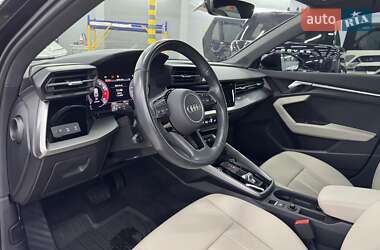 Седан Audi A3 2021 в 