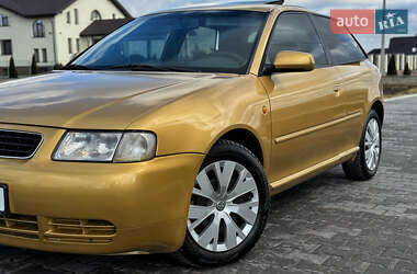 Хэтчбек Audi A3 1997 в Черновцах