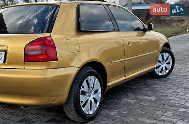 Хэтчбек Audi A3 1997 в Черновцах