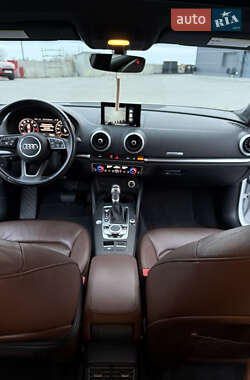 Седан Audi A3 2016 в 